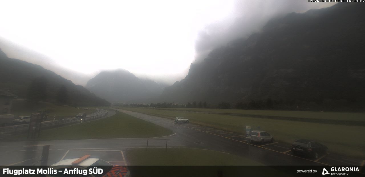 Glarus Nord › Süden: Mollis Airport