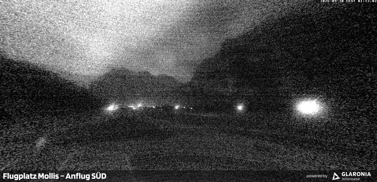 Glarus Nord › Süden: Mollis Airport