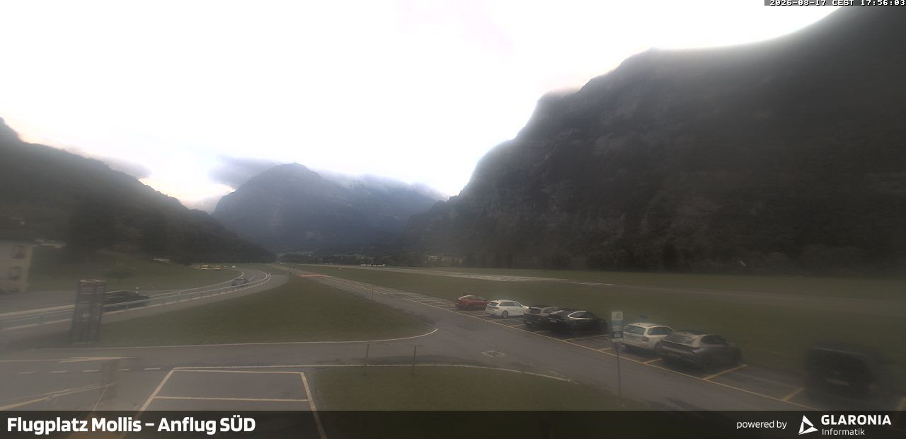 Glarus Nord › Süden: Mollis Airport