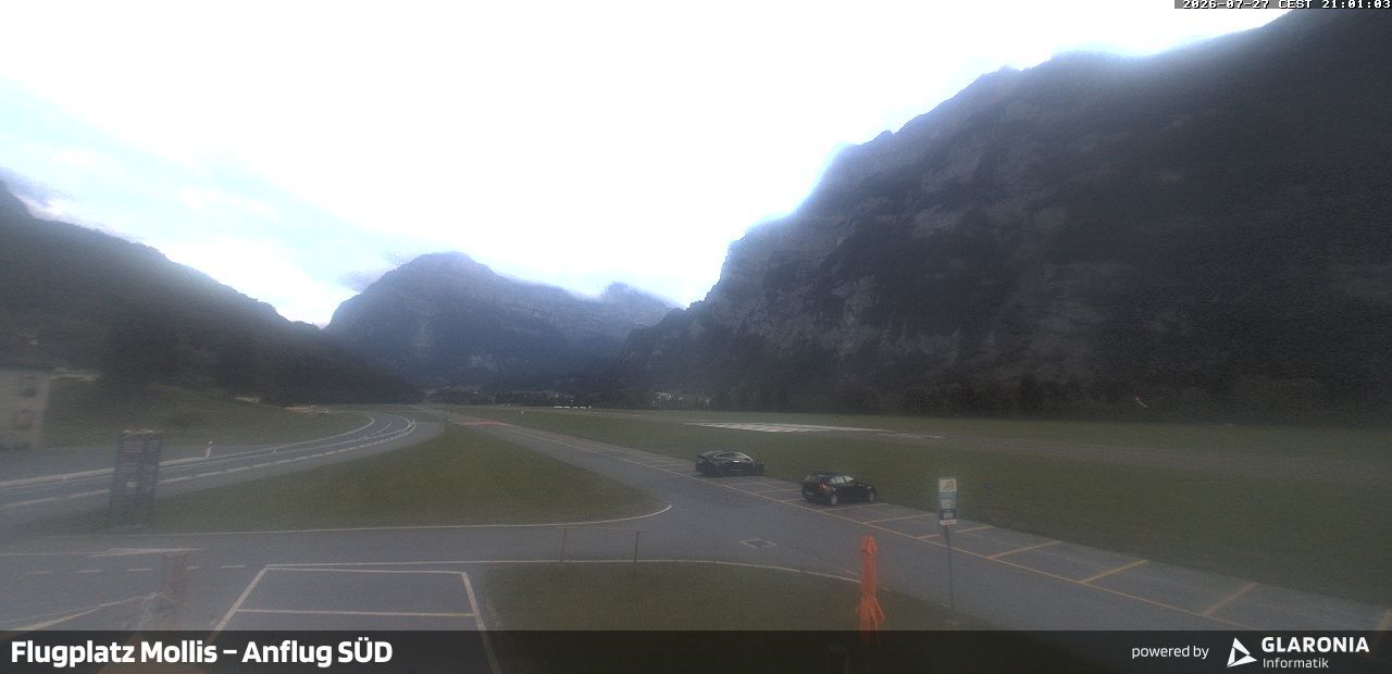 Glarus Nord › Süden: Mollis Airport