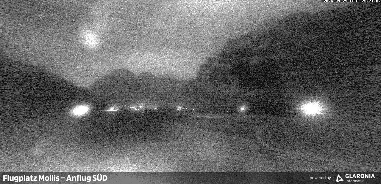 Glarus Nord › Süden: Mollis Airport