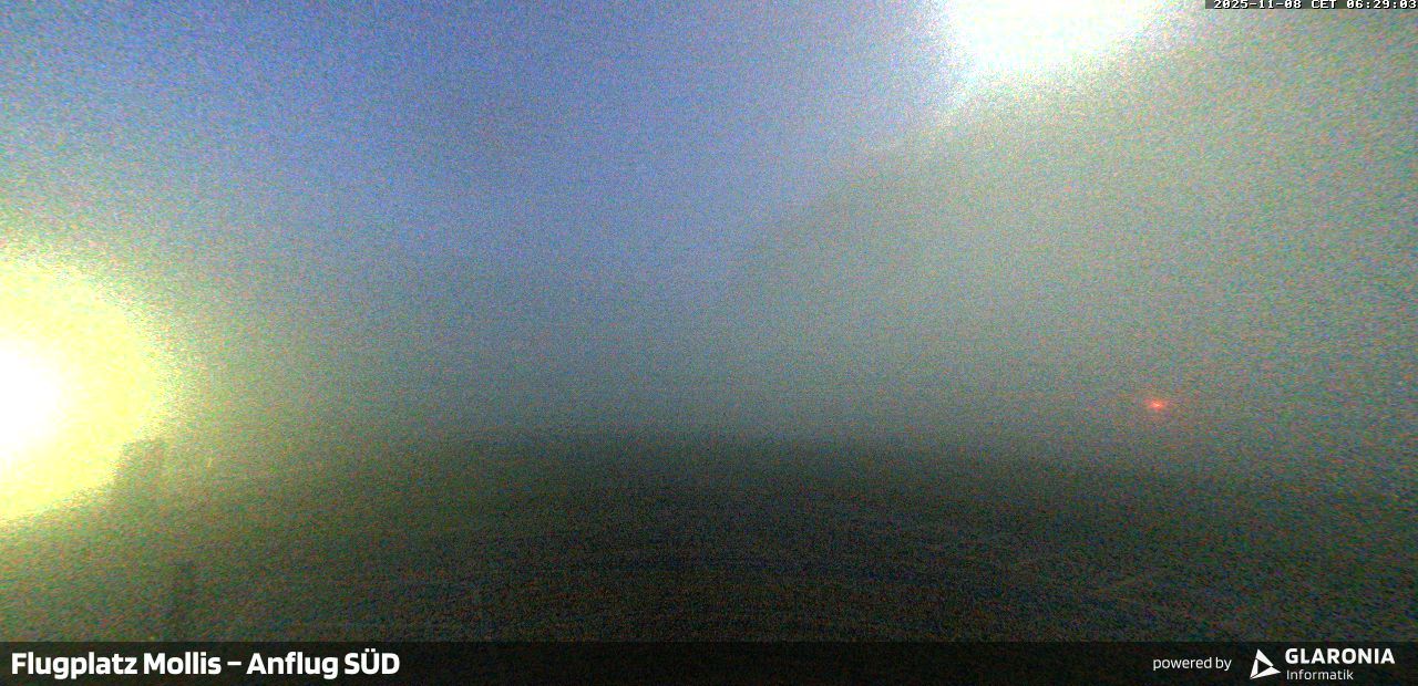 Glarus Nord › Süd: Mollis Airport