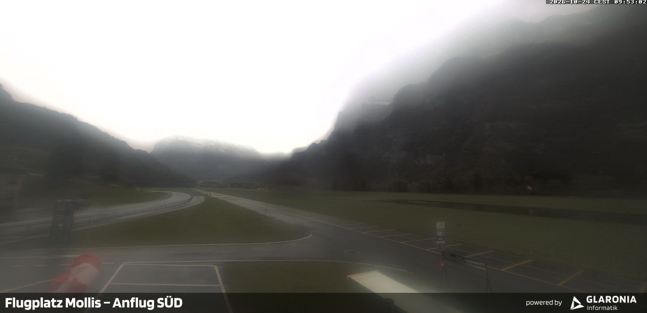 Glarus Nord › Süden: Mollis Airport