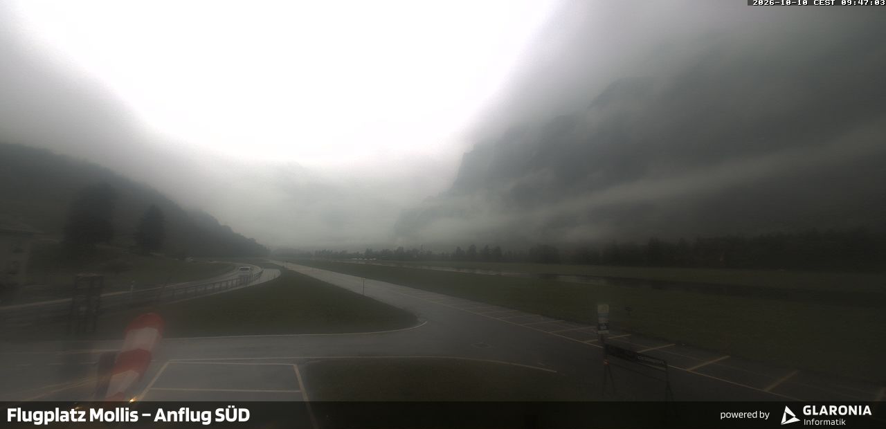 Glarus Nord › Süden: Mollis Airport