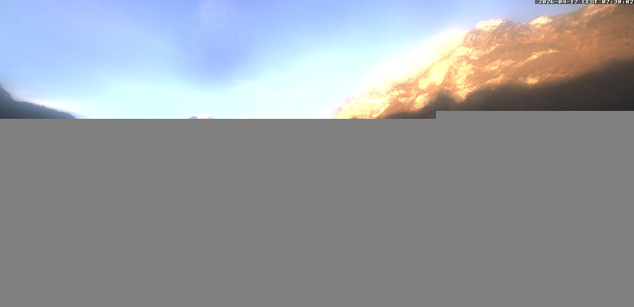 Glarus Nord › Süden: Mollis Airport