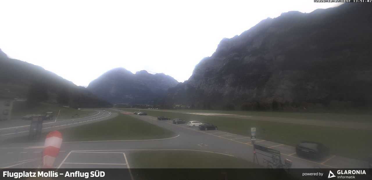 Glarus Nord › Süden: Mollis Airport