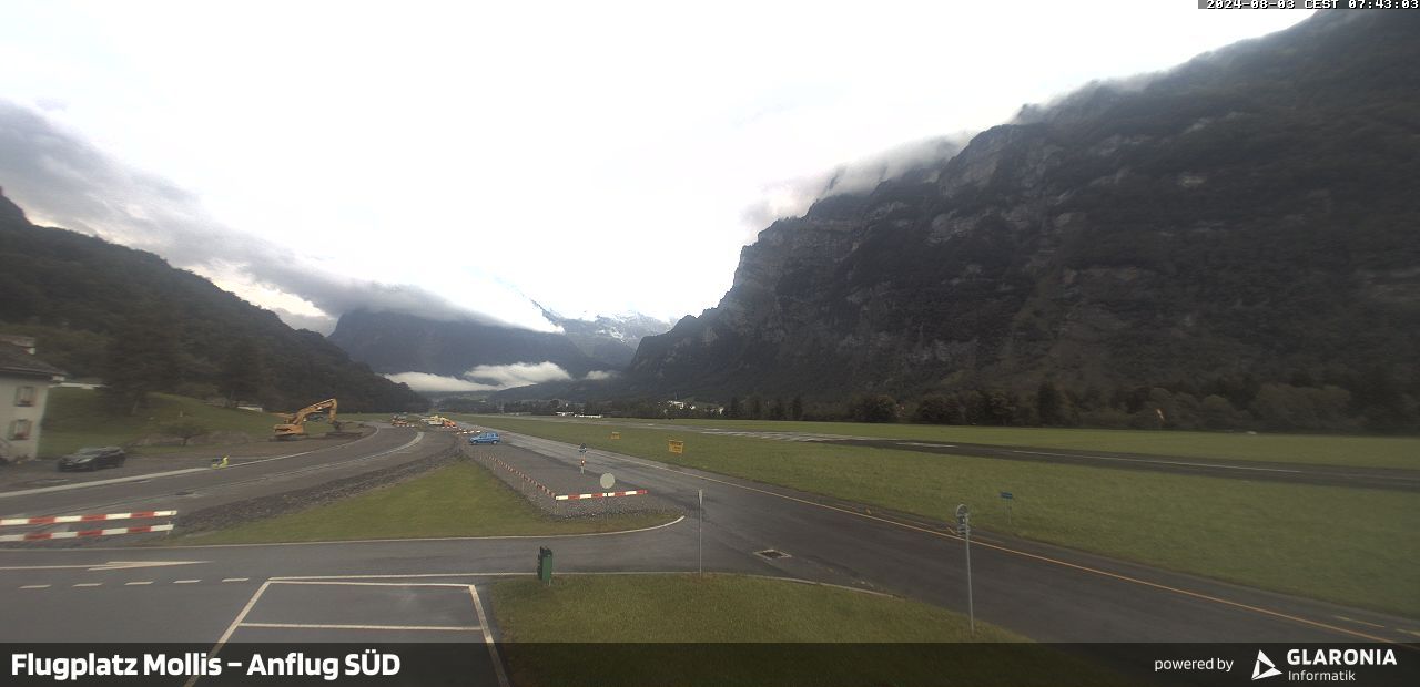 Glarus Nord › Süd: Mollis Airport