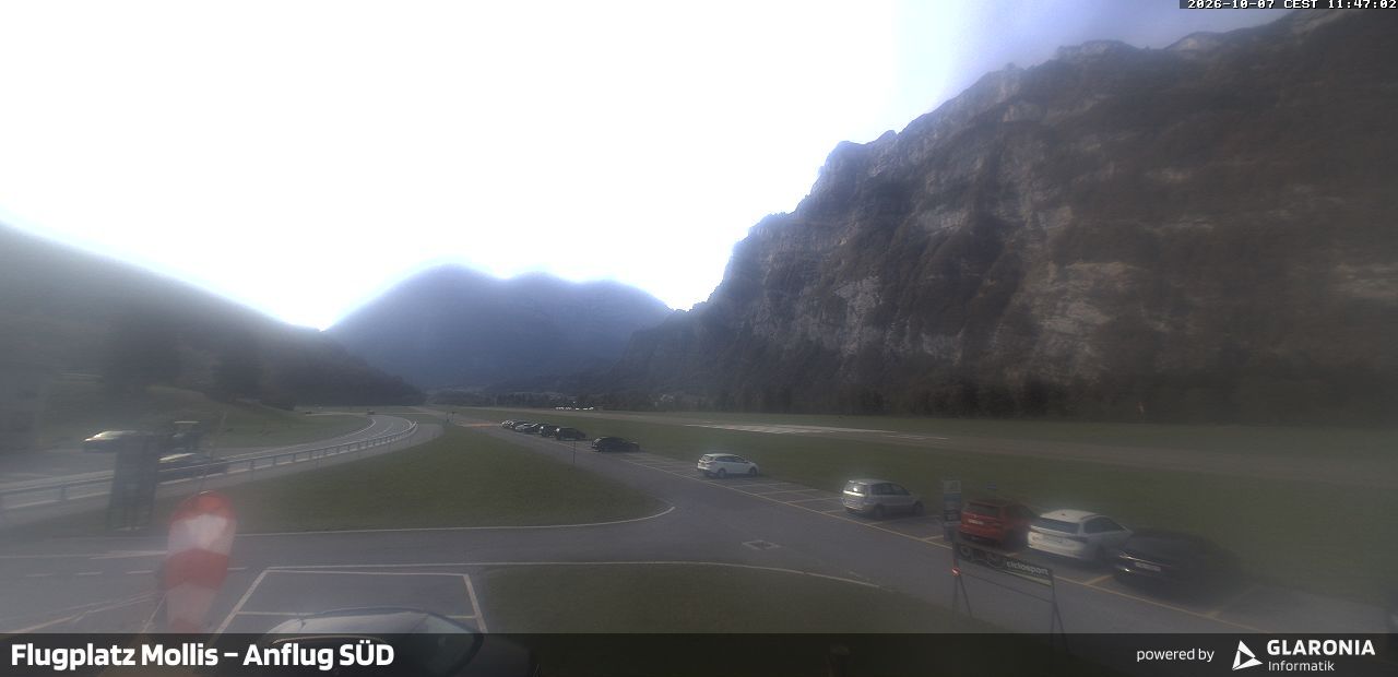 Glarus Nord › Süden: Mollis Airport