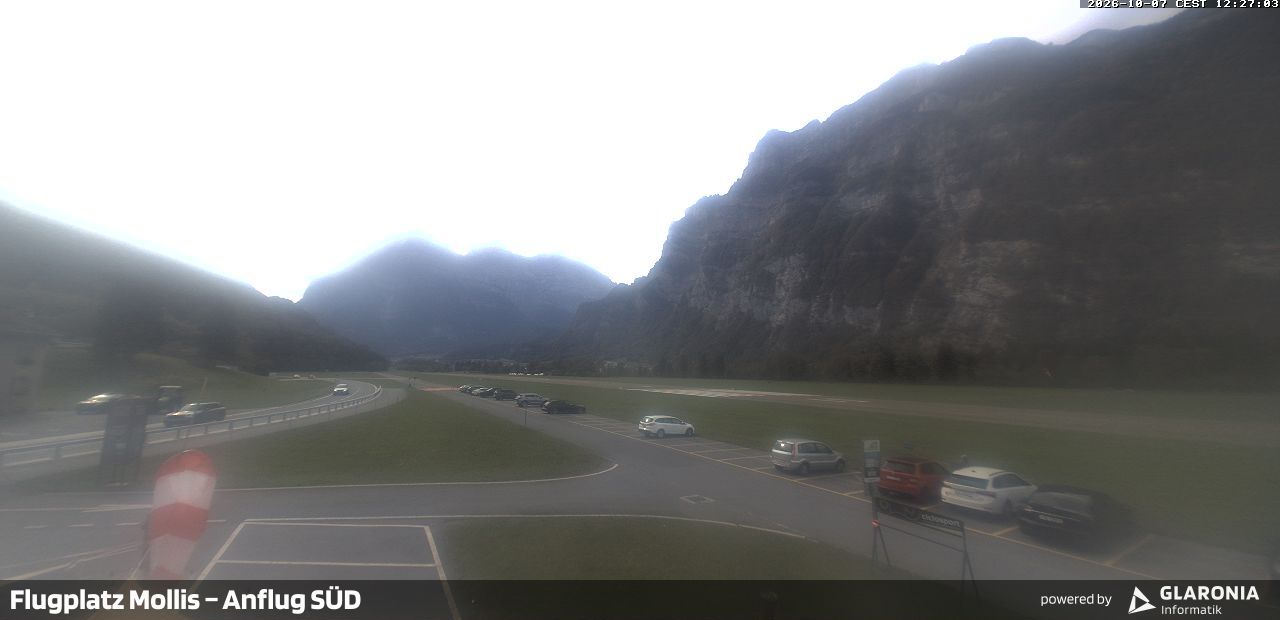 Glarus Nord › Süden: Mollis Airport