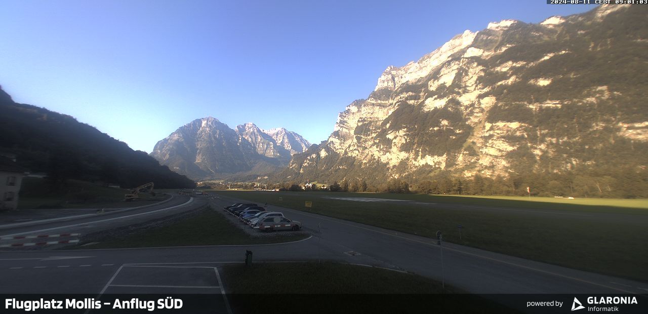 Glarus Nord › Süd: Mollis Airport