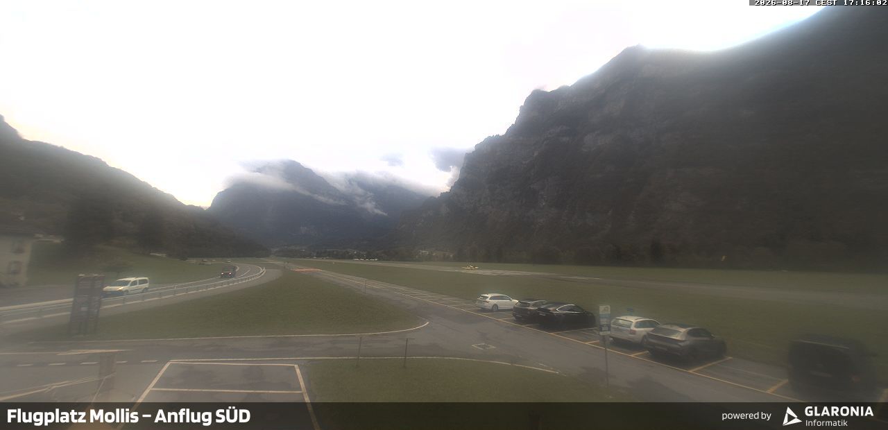 Glarus Nord › Süden: Mollis Airport