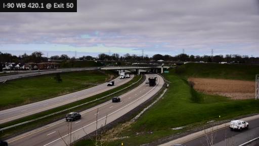 Traffic Cam Williamsville › West: I-90 West of Interchange 50 (Niagara Falls/I-290)