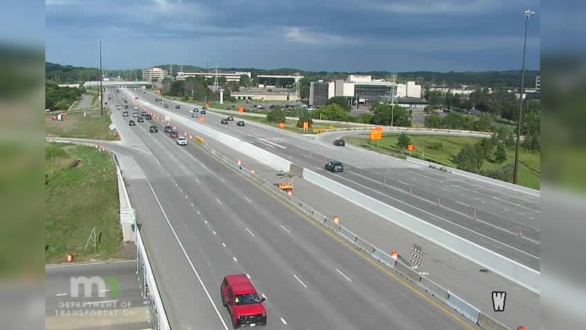 Traffic Cam Bloomington: I-494: I-494 EB @ T.H.100