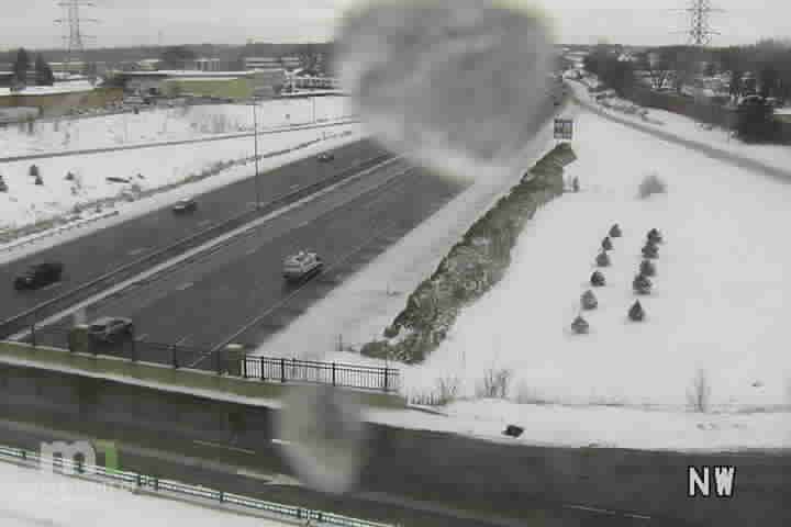Traffic Cam Arden Hills: I-35W: I-35W NB @ Co Rd