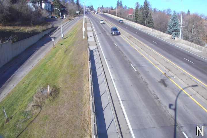 Traffic Cam Duluth: MN 194: T.H.194 WB @ 2nd Ave W