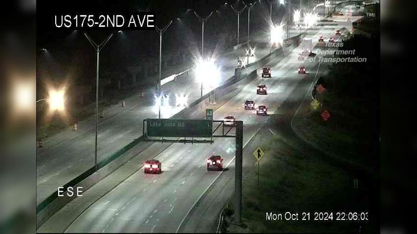 Traffic Cam Dallas › East: US 175 @ 2nd Ave