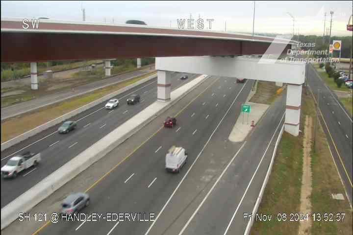 Traffic Cam Richland Hills › North: SH 121 @ Handley-Ederville