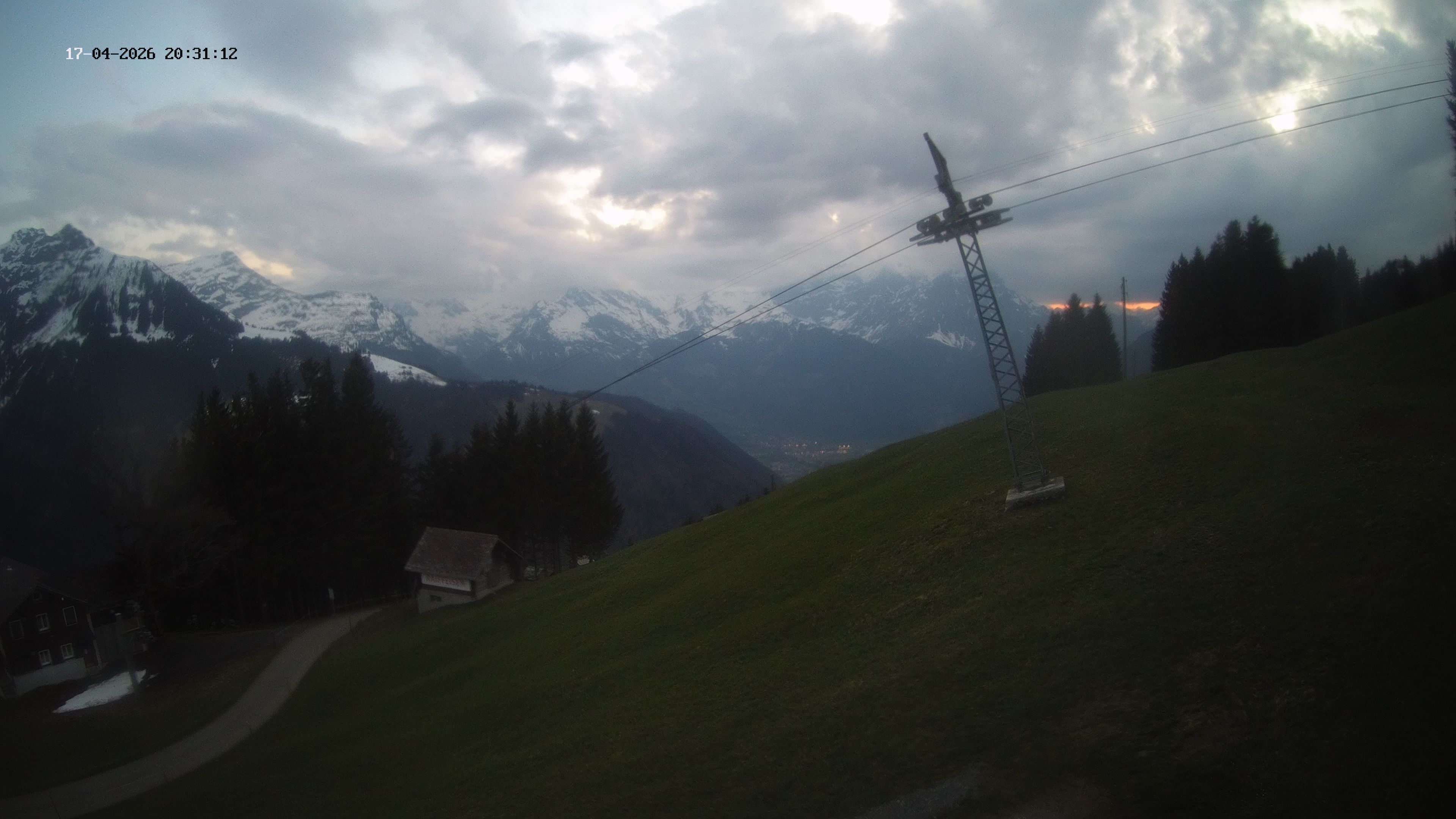 Spiringen › Westen