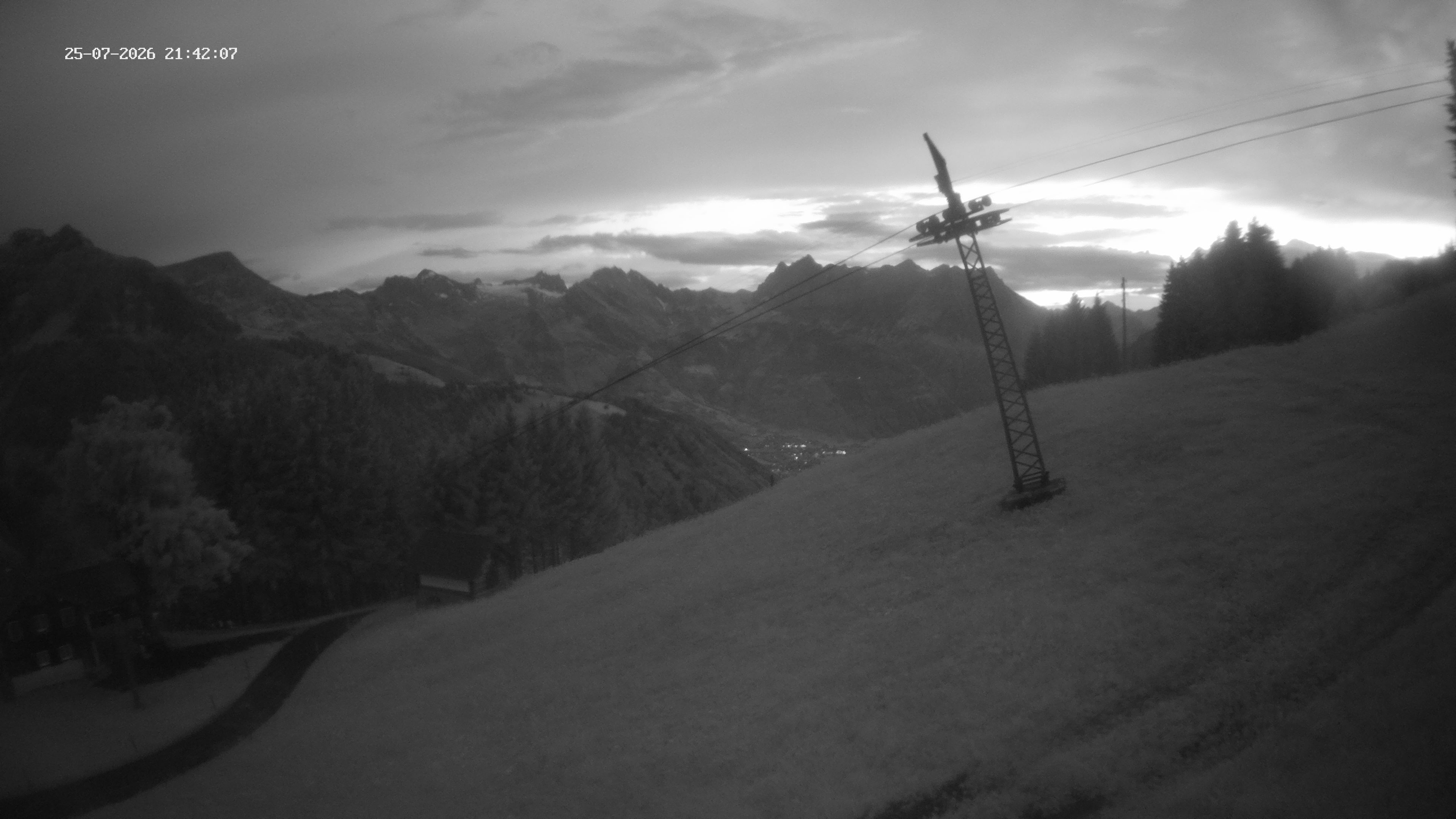 Spiringen › Westen