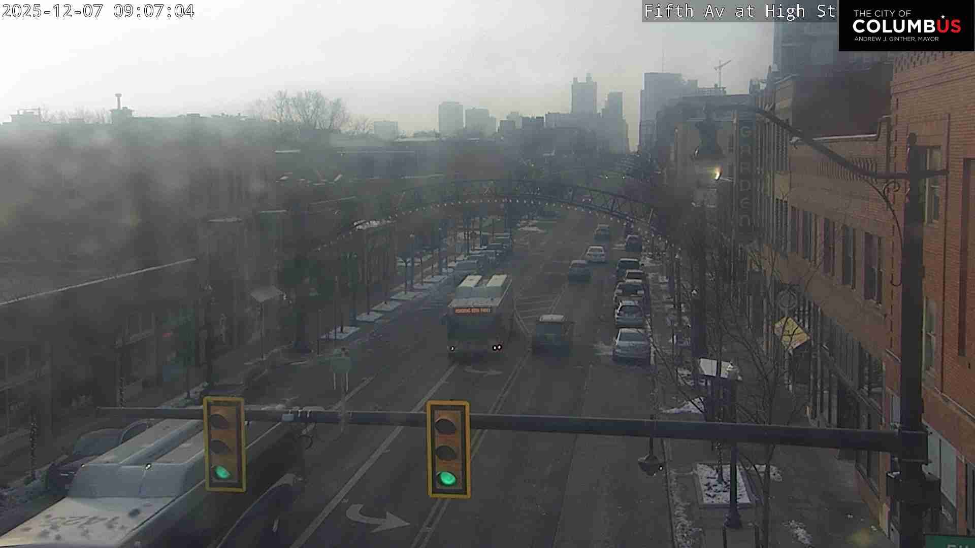 Traffic Cam Dennison Place: City of Columbus) High St at Fifth Ave