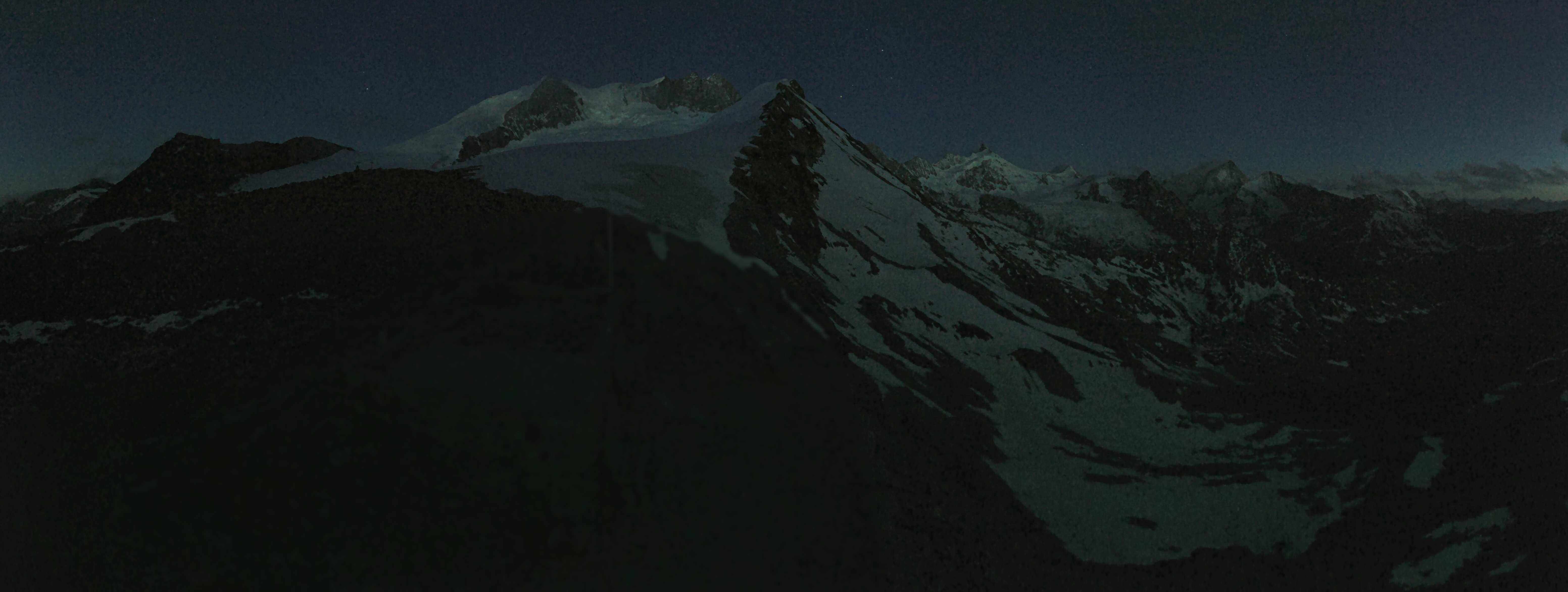Anniviers › Südosten: Cabane de Tracuit CAS - Turtmann Glacier - Bishorn - Tracuit - Weisshorn