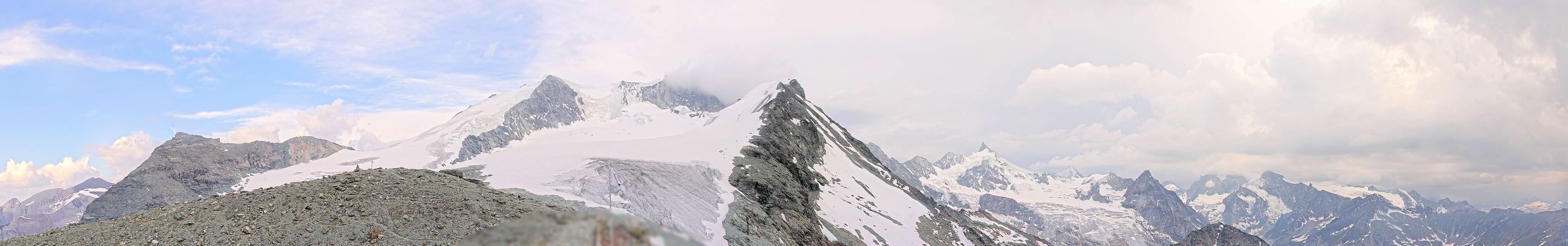 Anniviers › Südosten: Cabane de Tracuit CAS - Turtmann Glacier - Bishorn - Tracuit - Weisshorn