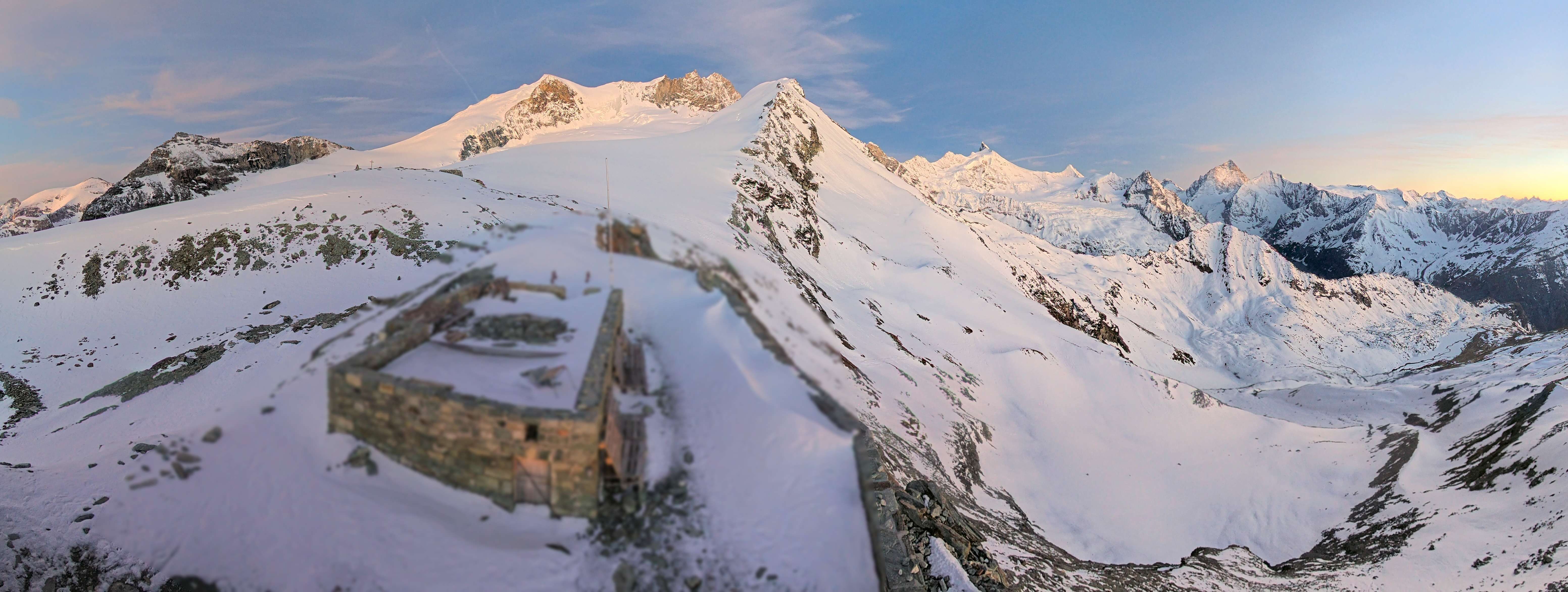 Anniviers › Südosten: Cabane de Tracuit CAS - Turtmann Glacier - Bishorn - Tracuit - Weisshorn