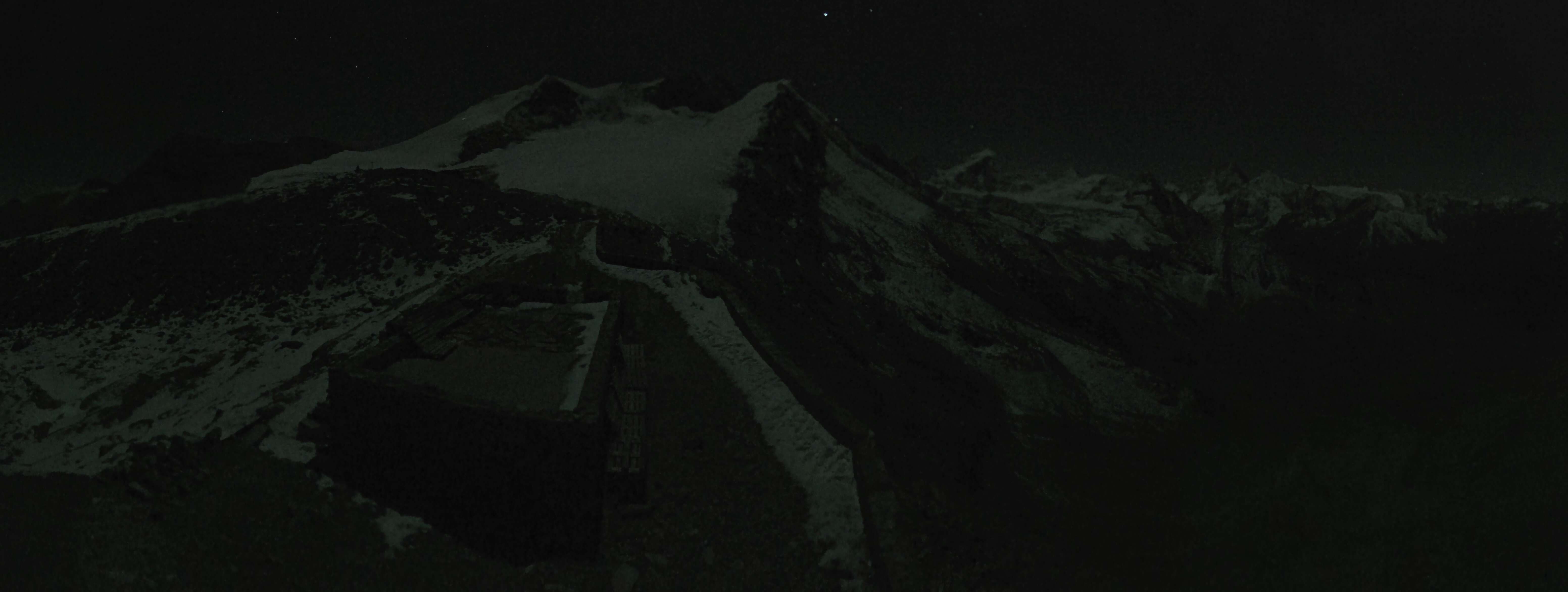 Anniviers › Süd-Ost: Cabane de Tracuit CAS - Turtmann Glacier - Bishorn - Tracuit - Weisshorn