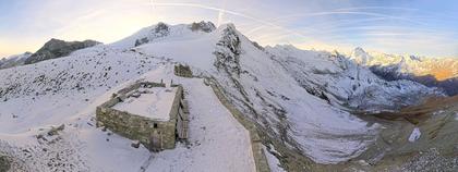 Anniviers › Süd-Ost: Cabane de Tracuit CAS - Turtmann Glacier - Bishorn - Tracuit - Weisshorn