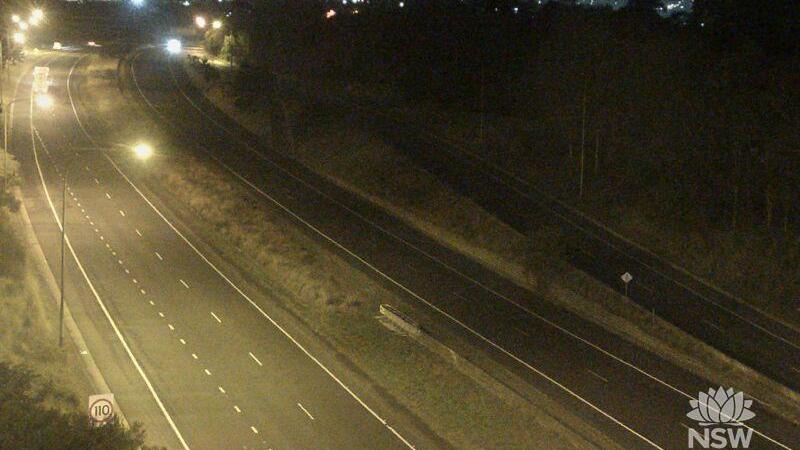 Hume Hwy Traffic:pbelltown Webcam