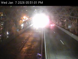 Traffic Cam Manhattan Community Board 6: QBB Upper Level Center Mall @ York Avenue