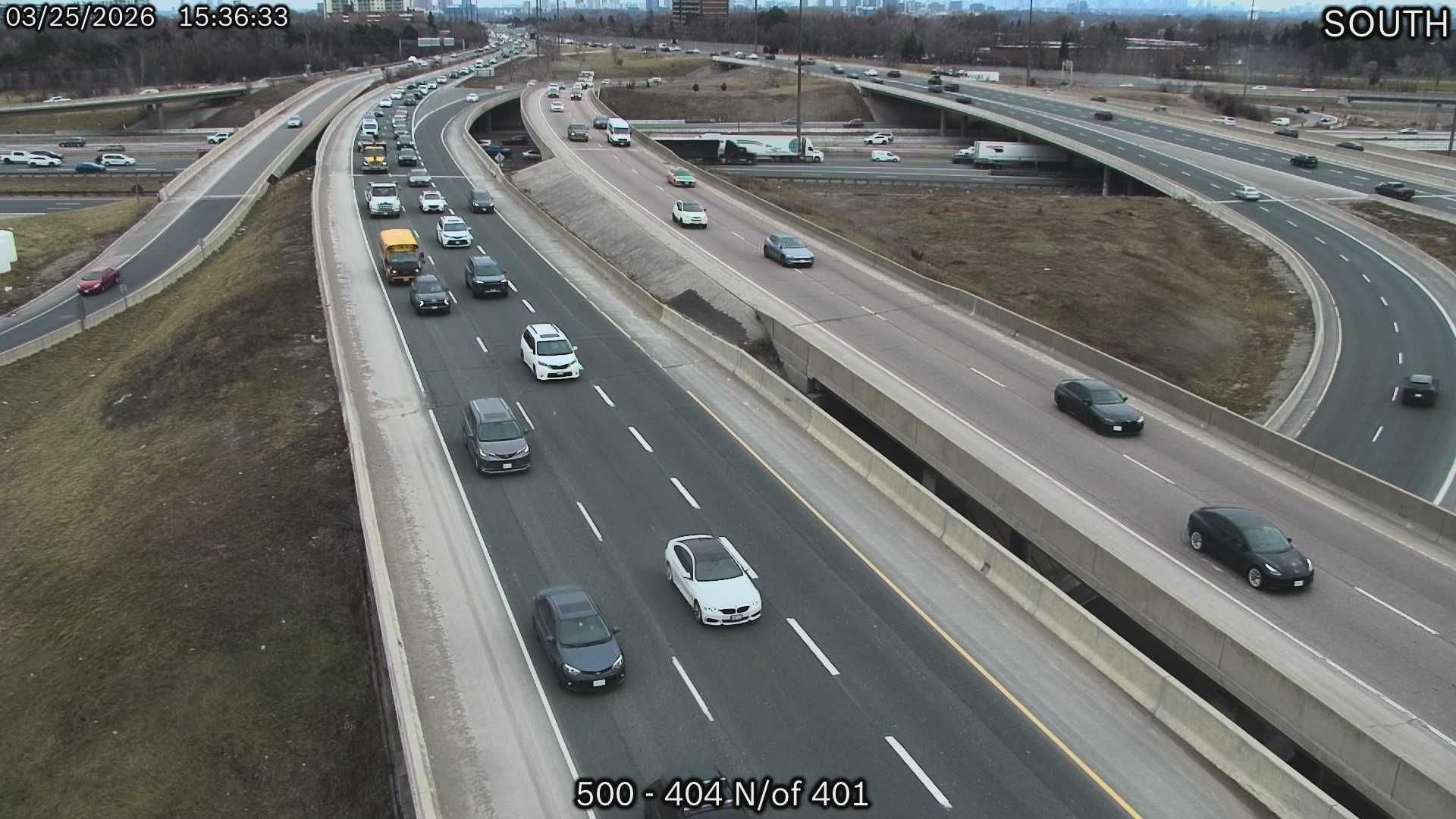 Traffic Cam Toronto: Highway 404 north of Highway 401