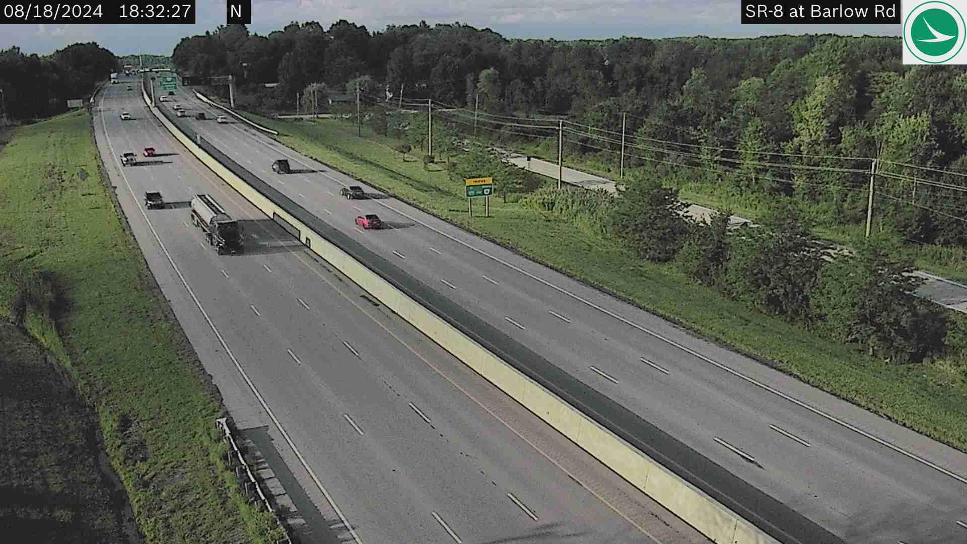 Traffic Cam Hudson: SR-8 at Barlow Rd