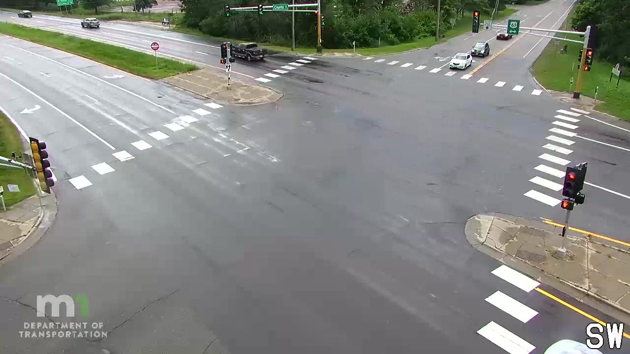 Traffic Cam Maplewood: T.H.61 NB @ Co Rd C