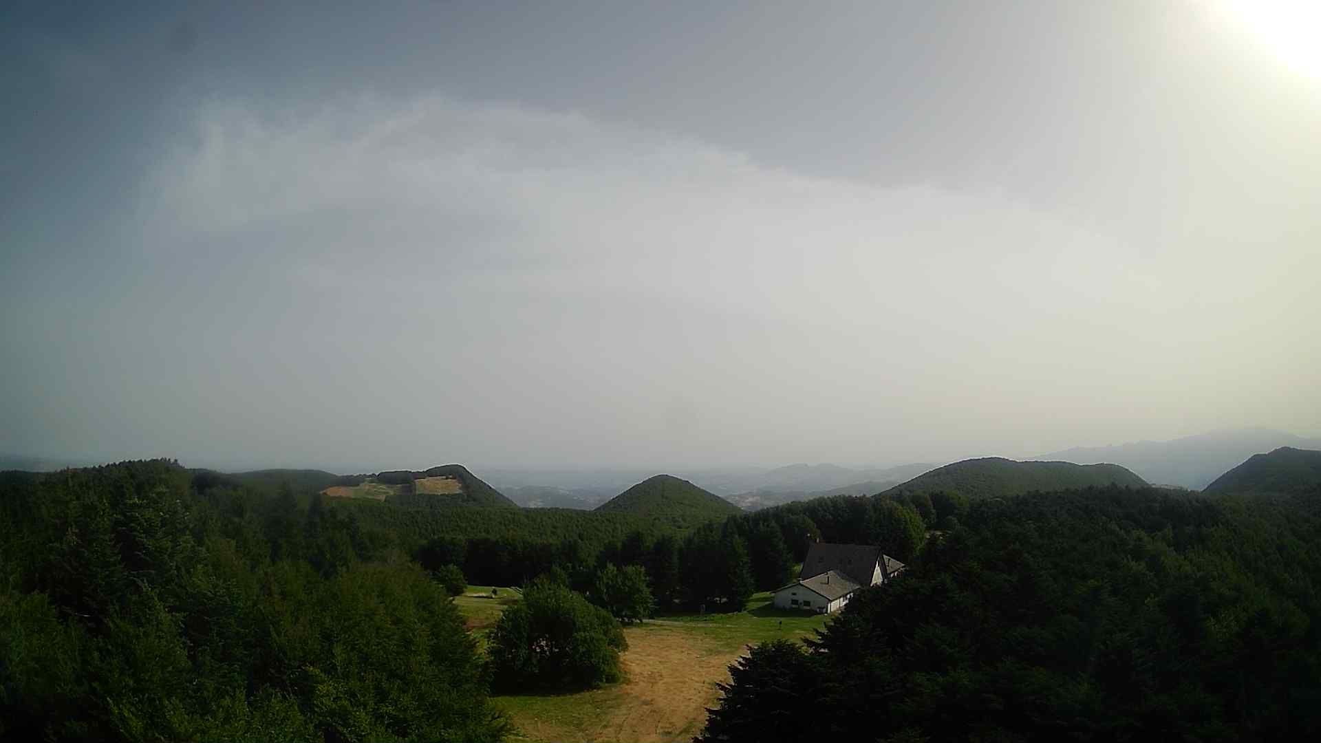 Traffic Cam Verghereto › North-East: Monte Fumaiolo