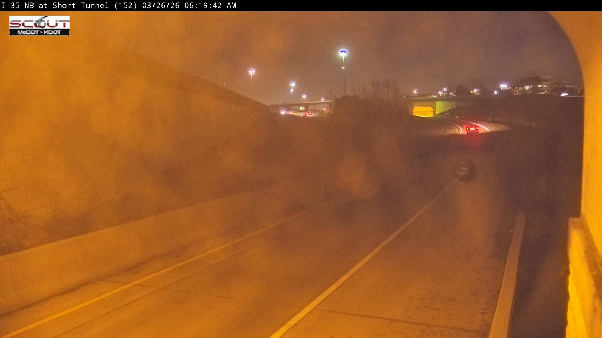 Traffic Cam Lenexa: I- N @ US- Short Tunnel