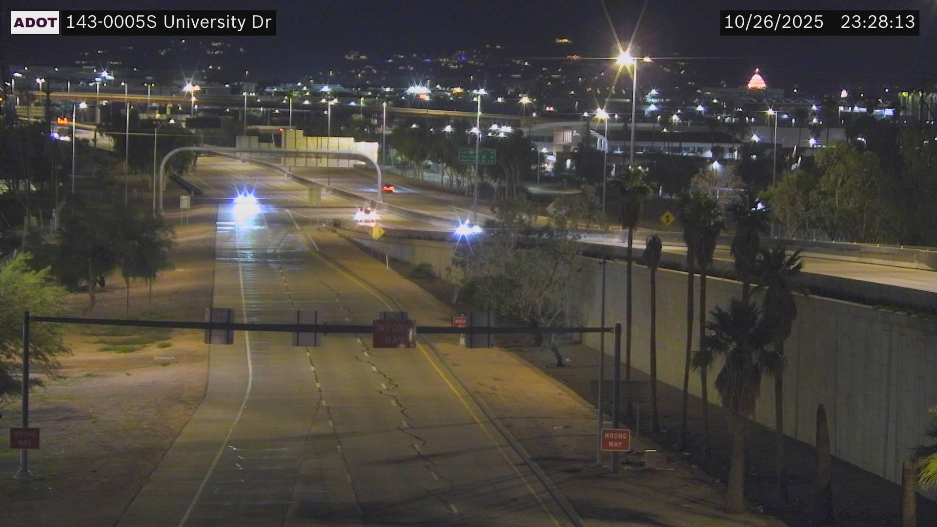 Traffic Cam Tempe › North: SR-143 NB 0.50 @University Dr