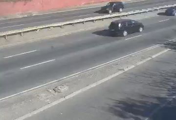 Traffic Cam Bellerose Terrace › South: I-678 at Jewel Avenue