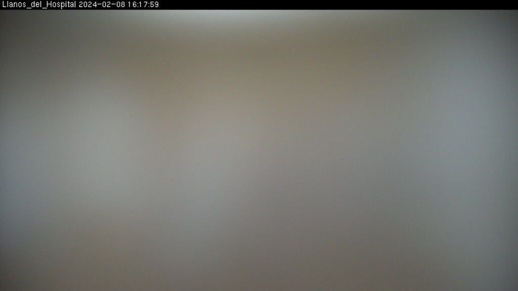 Traffic Cam Benasque › North-East: llanos del hospital