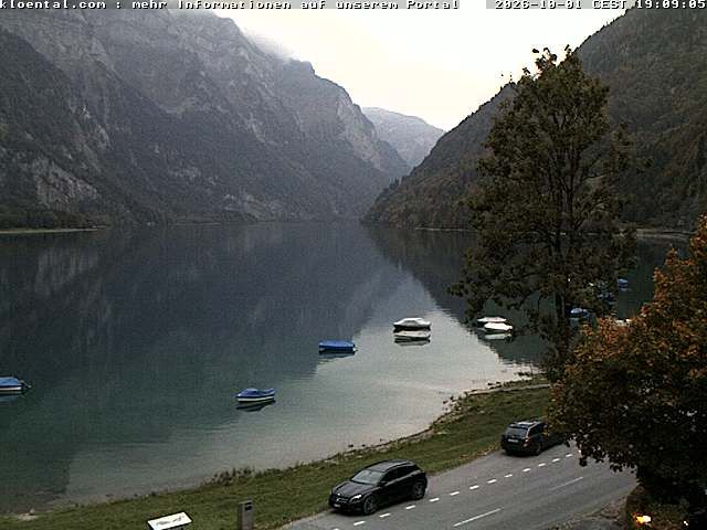 Netstal › Südwesten: Hotel Rhodannenberg - Klöntalersee