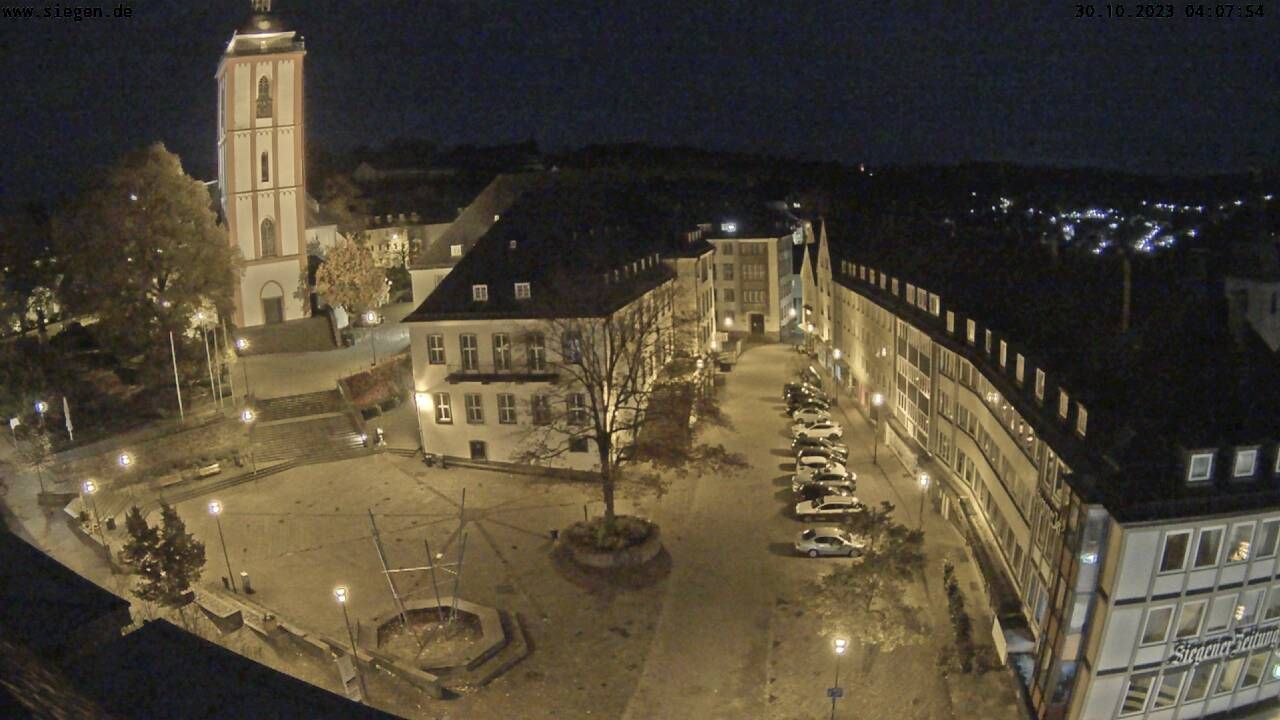 Traffic Cam Siegen: Evangelical Nikolaikirche Siegen - Stadt Siegen, Rathaus - Marktplatz