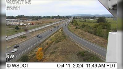 Traffic Cam Ridgefield: I-5 at MP 14.2: SR 501 Interchange