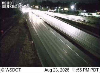 Traffic Cam Lakewood: I-5 at MP 122.6: Berkeley St