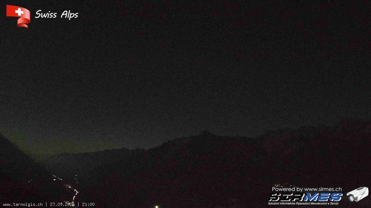 Faido › Süden: Tarnolgio - Ticino, Svizzera: Vista sul versante ovest della Leventina