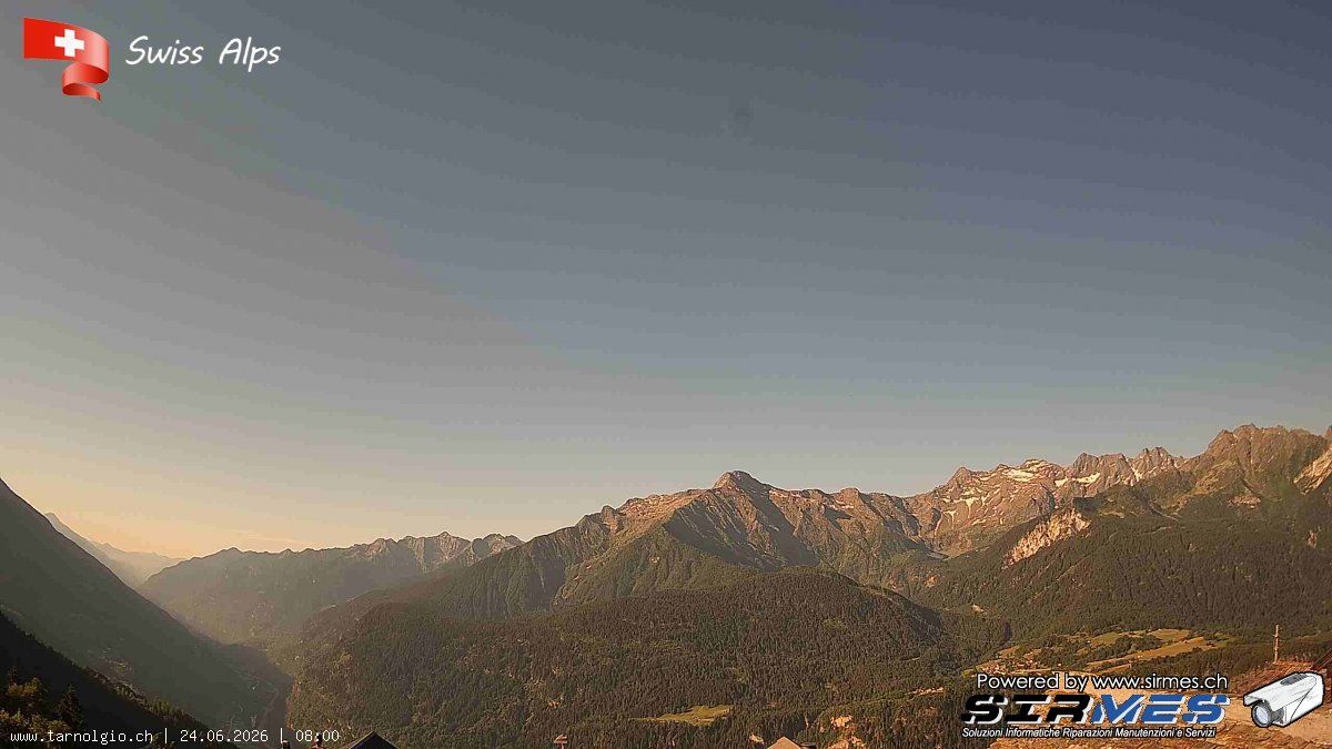 Faido › Süden: Tarnolgio - Ticino, Svizzera: Vista sul versante ovest della Leventina