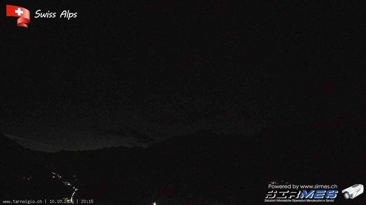 Faido › Süden: Tarnolgio - Ticino, Svizzera: Vista sul versante ovest della Leventina