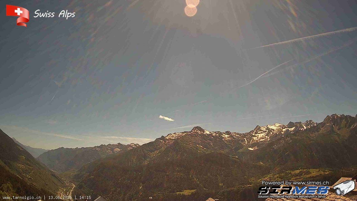 Faido › Süden: Tarnolgio - Ticino, Svizzera: Vista sul versante ovest della Leventina