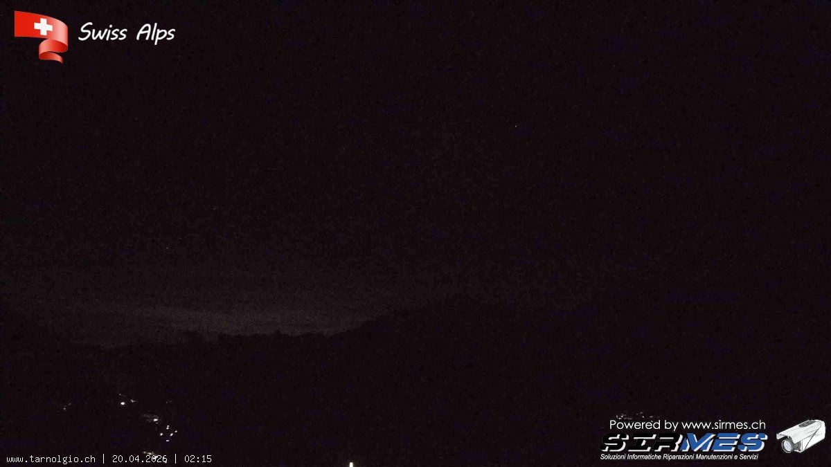 Faido › Süden: Tarnolgio - Ticino, Svizzera: Vista sul versante ovest della Leventina