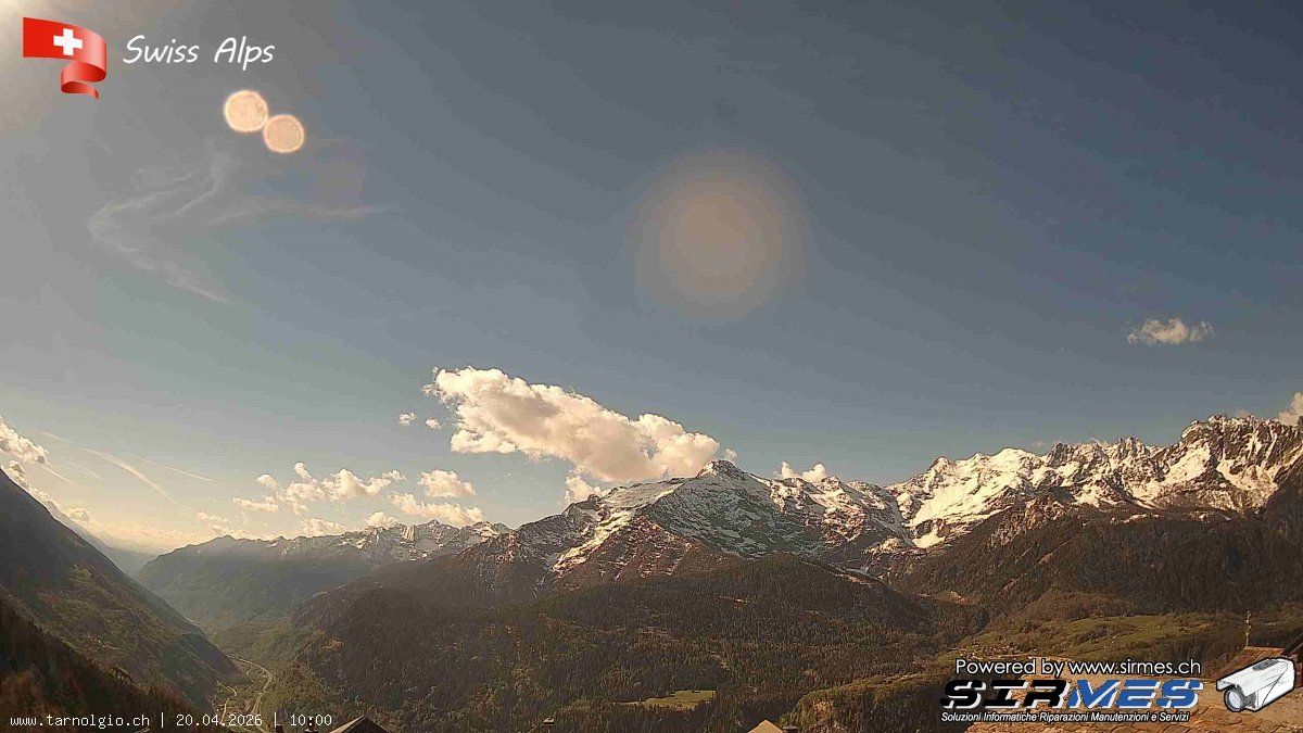 Faido › Süden: Tarnolgio - Ticino, Svizzera: Vista sul versante ovest della Leventina