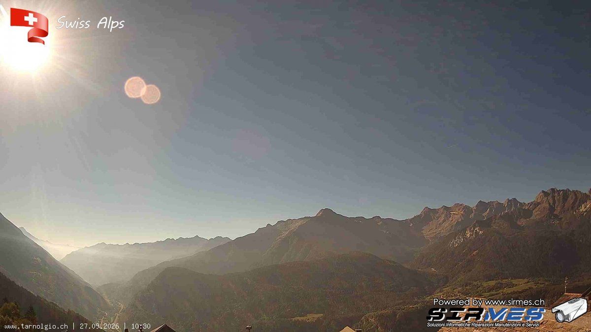 Faido › Süden: Tarnolgio - Ticino, Svizzera: Vista sul versante ovest della Leventina